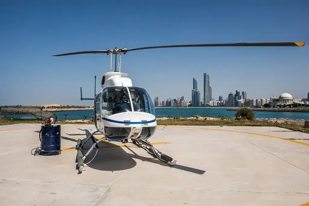 The Iconic Tour — 17 minute Dubai helicopter tour
