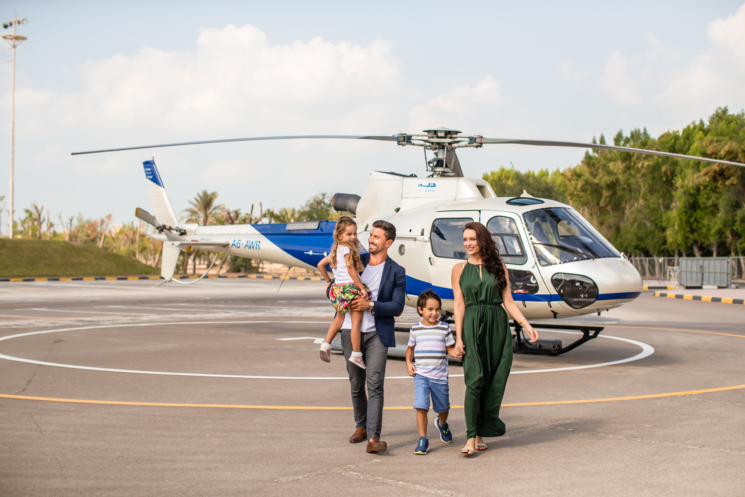 Dubai from Above: Unforgettable Helicopter Rides for Thrill-Seekers