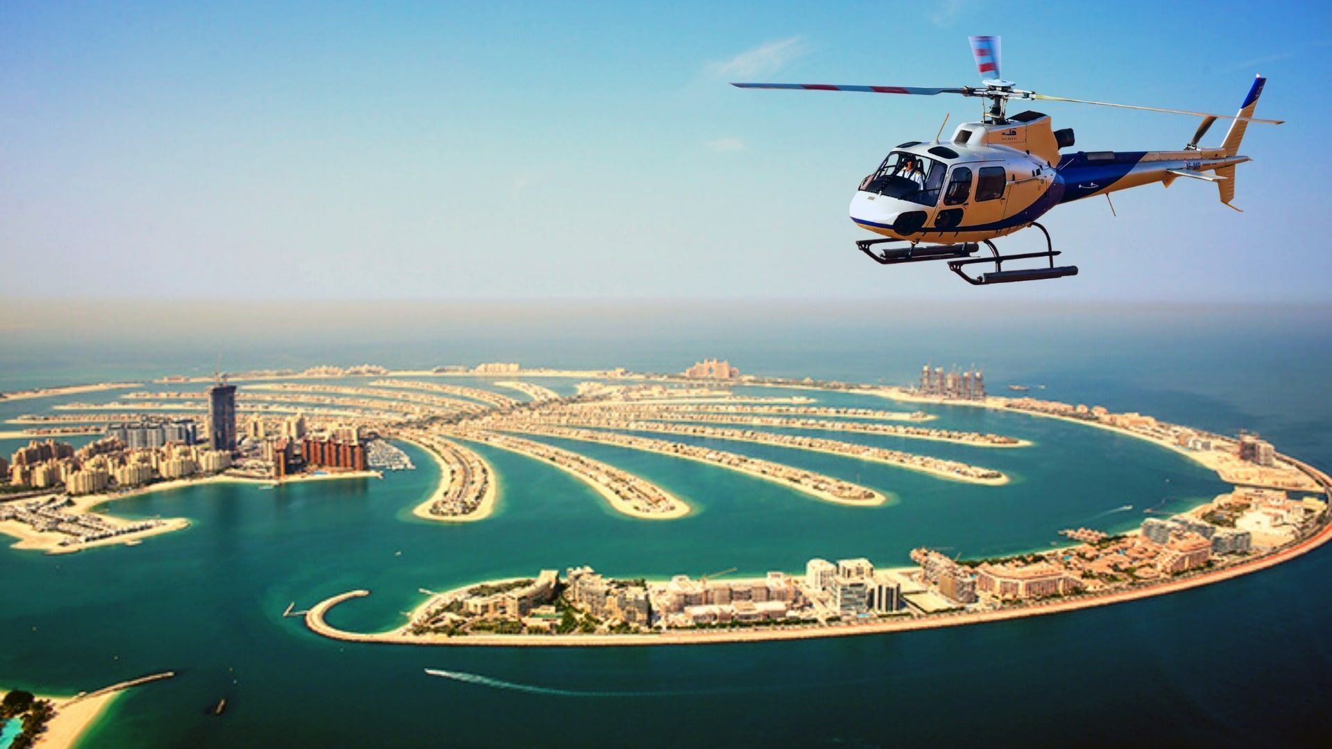 Soaring High: Exploring Dubai’s Iconic Landmarks with a Helicopter Tour